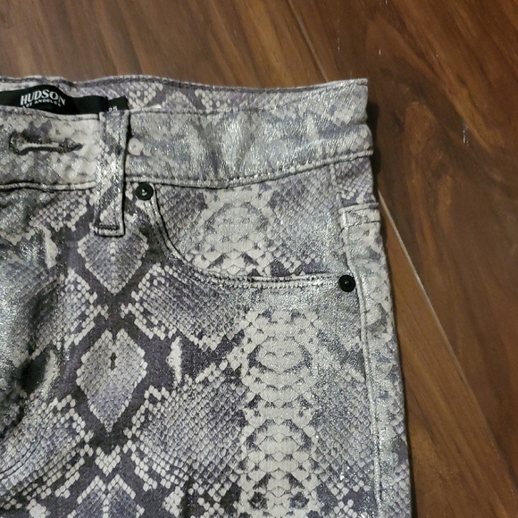 Hudson Jeans Snake Print Skinny Jeans - Gray and White - Picture 6 of 9